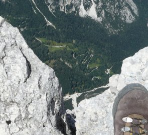 Letecký pohled na silnici na Vršič