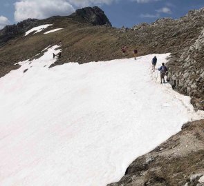 Just before the top of Hochturm you have to overcome snow fields