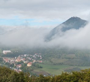 Milešovka a Milešov z Ostrého