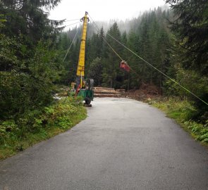 Konec asfaltové cesty byl v táboře lumberjacků