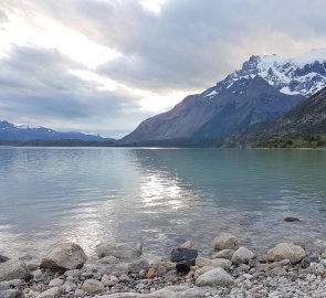 Beach at Lago Nordenskjold