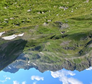 Landawirseehütte in the valley