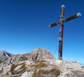 Vrchol Natterriegelu, v pozadí Hexenturm