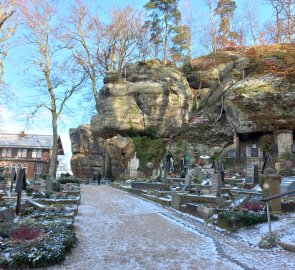 Oybin - rock cemetery