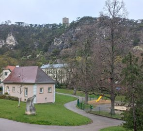 Park u akvaduktu a Schwarzer Turm