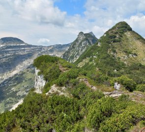 View of the ridge behind Petergupf