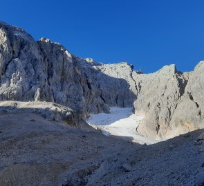 Po trase -ledovec a vrchol