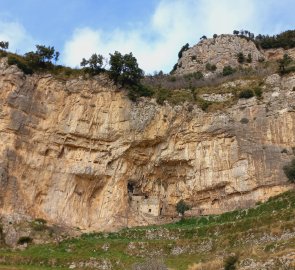 Cliffs above the trail