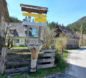 Signpost at the beginning of the route