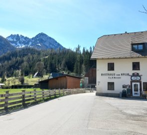 Hinterwildalpen - parking at the inn