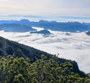 Výhled ze sedla směr Berchtesgaden