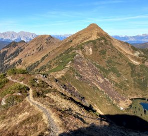 Výhled na Schoberspitze z Karlspitze