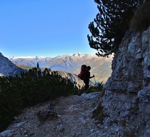 Sestup od chaty Brentei zpět do údolí Vallesinella