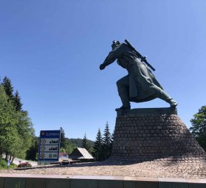 Statue of a Russian soldier in Makovsky Pass at the former border crossing Bumbálka / Makov