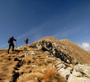 Hřebenová cesta na horu Schafspitze 2 310 m n. m., Deneck je kousek za ní