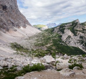 The path under the peaks