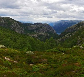 Během výstupu na Preikestolen