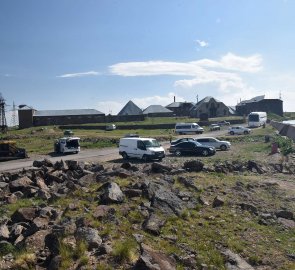 Parking at Lake Kari