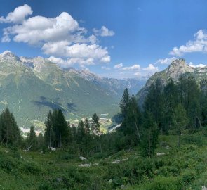 Trail to the Sella Nevea saddle