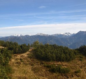 The summit ridge still offered beautiful views of the surrounding mountains