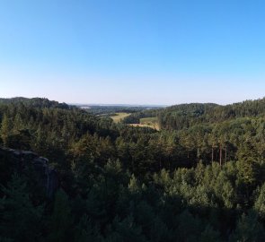 Pohled od Hynšty na Český ráj