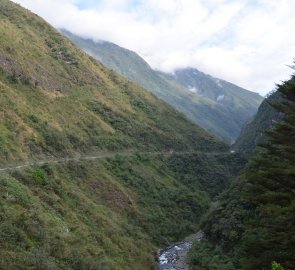 View of the Rio Unduavi valley