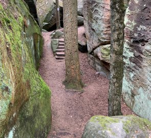 Rock maze Chléviště