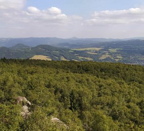 Pohled na jih na Bukovou horu