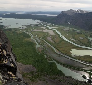 Výhled na Sarek porten ze Skierrfe.