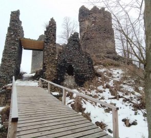 Vstup na zříceninu hradu Egerberk