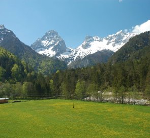 Údolí Hiterstoderu s výhledem na Spitzmauer a Grosser Priel