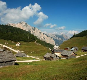 Salaše Fodara Vedla, here we left our backpacks and went light on the mountain Lavinores