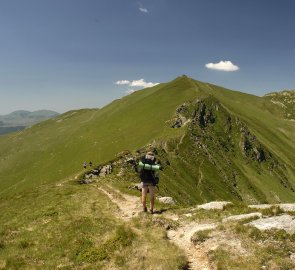 Pokračování přechodu hlavního hřebene pohoří