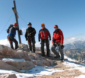 Vrchol hory Averau 2 649 m n. m.