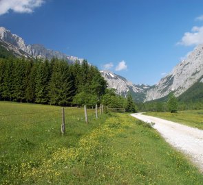 The road in the Seetal Valley from the mountains to the village of Seewiesen