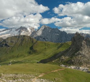 Poheld na Marmoladu a horské sedlo Passo Pordoi