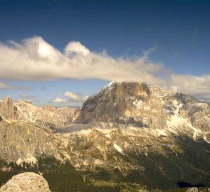 Tofana di Rozes z vrcholu hory Averau