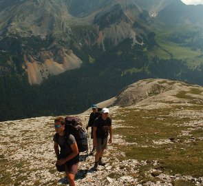 The final climb on the ridge of Mount Lavinores