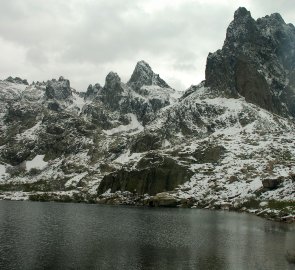 Korsické Jezero Melo