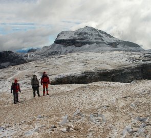 The road on the plateau, ahead of us Piz Boe 3 152 m above sea level.