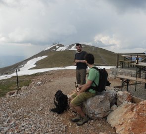 Opočinek na chatě Fischer Hütte na náhorní plošině Schneebergu