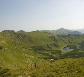 Výstup na hřeben mezi horami Schreinl a Schober Spitze, v pozadí Hochrettelstein