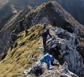 The sharp ridge to Hohe Veitsch