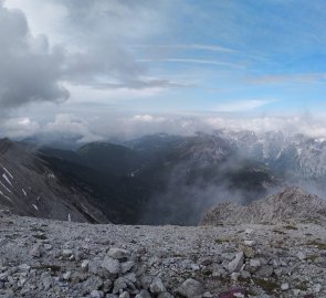 Pohled na Hochmölbing a Totes Gebirge