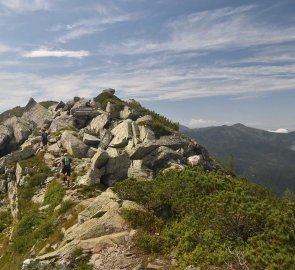 Stony path to the top of Plannereck