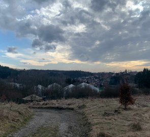 Cesta zpět do obce Ostrov u Macochy