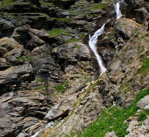 Mountain stream on the ascent to the Vittorio Emanuele II hut.