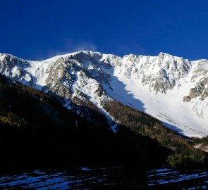 Ranní pohled na pohoří Schneeberg z našeho bivaku