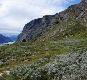 Při sestupu z hory Veslfjellet do vesnice Gjendesheim