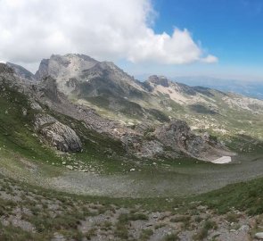 Trail to the top of the mountain